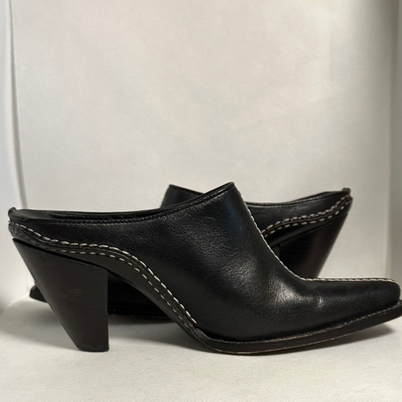 Charlie 1 Horse Black Leather Western Mules – Women’s Size 6 - EUC - Picture 4 of 13
